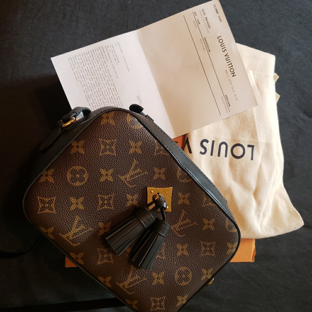 LOUIS VUITTON Monogram Saintonge Black